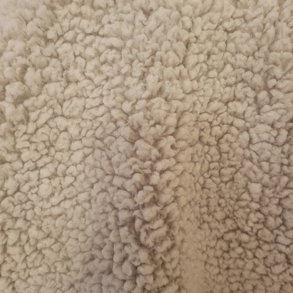 Altar'd State Faux Shearling Vest Size Small - Picture 5 of 5